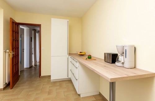 Cherrueix House | Wonderful private villa for 10 guests with WIFI, TV, terrace and pets allowed