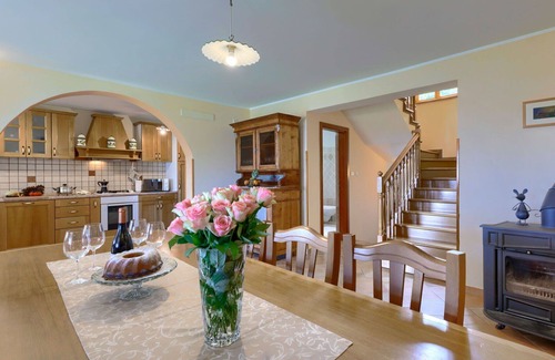 Brovinje House | Wonderful private villa for 8 guests with WIFI, private pool, A/C, TV and terrace