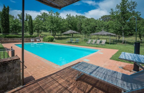 Bucine Villa | Wonderful private villa with private pool, WIFI, patio, pets allowed and panoramic view