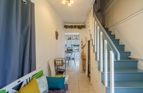 Primelin House | Wonderful private villa for 10 guests with WIFI, TV and terrace