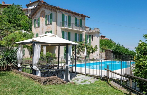 La Morra Villa | Wonderful private villa for 8 people with WIFI, private pool, TV and patio
