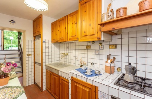 Molezzano Villa | Wonderful private villa for 4 guests with WIFI, TV, patio and pets allowed