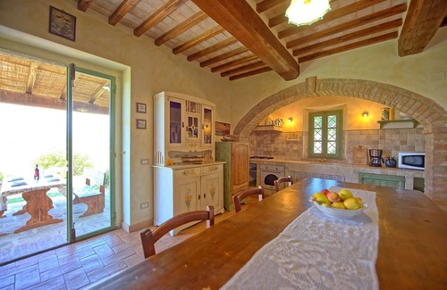 Trequanda Villa | Wonderful private villa with WIFI, private pool, TV, veranda, panoramic view, close to Montepulciano