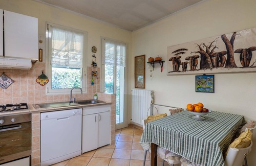 Artallo Villa | Wonderful private villa for 4 people with A/C, WIFI, TV, patio and panoramic view
