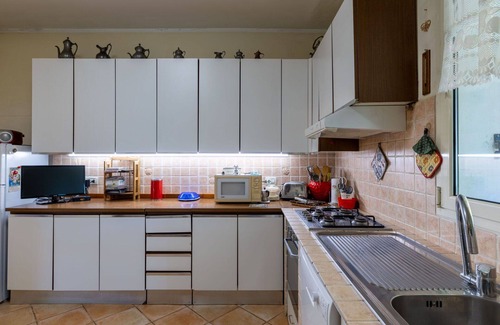 Artallo Villa | Wonderful private villa for 4 people with A/C, WIFI, TV, patio and panoramic view