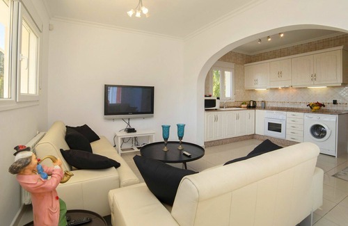La Canuta House | Wonderful private villa for 10 people with private pool, WIFI, A/C, TV and terrace