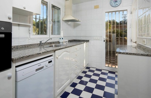 Costa Nova House | Wonderful private villa for 6 people with private pool, A/C, WIFI, TV and patio