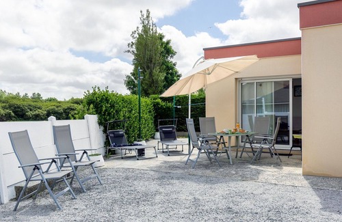 Kerlouan House | Wonderful private villa for 4 people with WIFI, TV, terrace and pets allowed