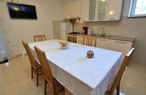 Caporice House | Wonderful private villa for 7 people with WIFI, A/C, private pool, TV and terrace
