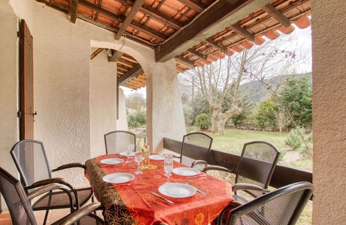 Signes House | Wonderful private villa for 6 guests with TV, terrace and pets allowed