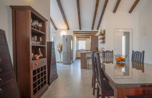 Cunski House | Wonderful private villa for 12 people with WIFI, hot tub, A/C, TV and patio