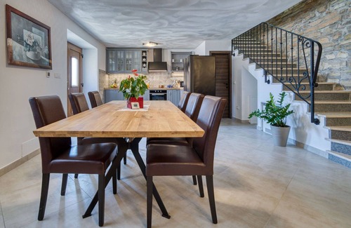Krsan House | Wonderful private villa with WIFI, private pool, A/C, TV, terrace, pets allowed and panoramic view