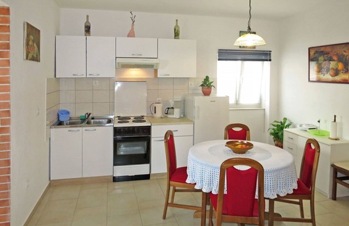 Posedarje House | Wonderful private villa for 5 guests with A/C, WIFI, TV, terrace and pets allowed