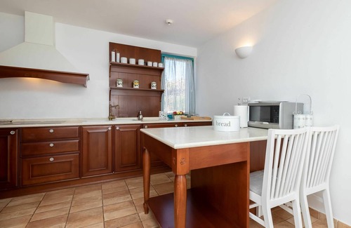 Ugljan House | Wonderful private villa for 8 guests with WIFI, A/C, private pool, TV and patio