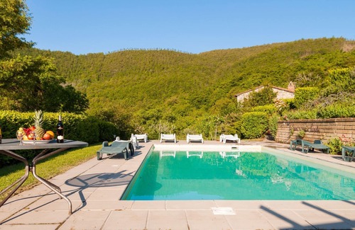 Cortona Villa | Wonderful private villa for 9 people with WIFI, private pool, TV, veranda and pets allowed