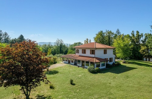 Vicchio Villa | Wonderful private villa for 8 guests with WIFI, private pool, TV, patio and panoramic view