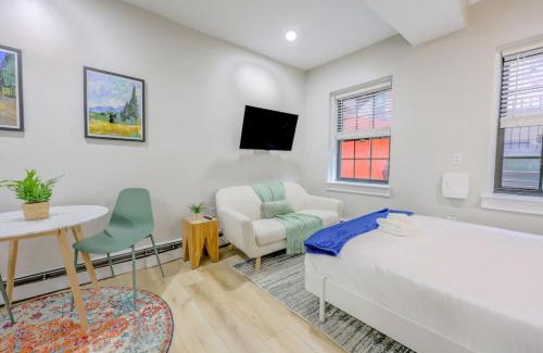 Prudential - St. Botolph Apartment | Wonderful South End Studio