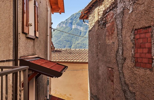 Naggio House | Wonderful villa for 4 guests with A/C, WIFI, TV, terrace and pets allowed