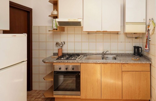 Laveno House | Wonderful villa for 5 guests with WIFI, TV, terrace and pets allowed