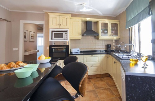 San Juan de Alicante House | Wonderful villa for 10 people with A/C, WIFI, private pool, TV and terrace