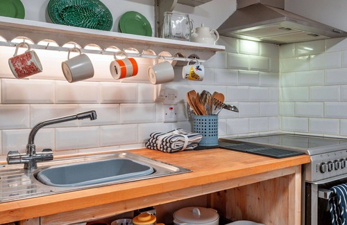 Praa Sands House | Wonderful villa for 2 guests with WIFI