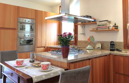 Monfumo Villa | Wonderful villa for 4 people with hot tub, pool, WIFI, TV, patio and pets allowed