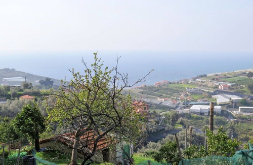 Terzorio House | Wonderful villa for 4 people with A/C, WIFI, TV, terrace and pets allowed