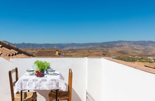 Niguelas House | Wonderful villa for 8 guests with WIFI and terrace