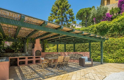 Rapallo Villa | Wonderful villa for 8 guests with WIFI, A/C, private pool, TV and patio