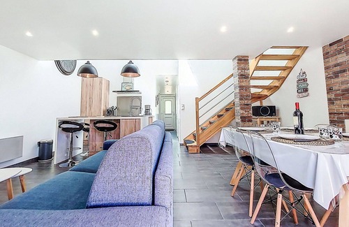 Naujac-Sur-Mer Villa | Wonderful villa for 6 people with pool, WIFI, TV and terrace