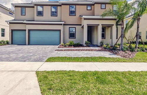Campbell House | Wonderful World Mansion 14 Beds 14.5 Baths