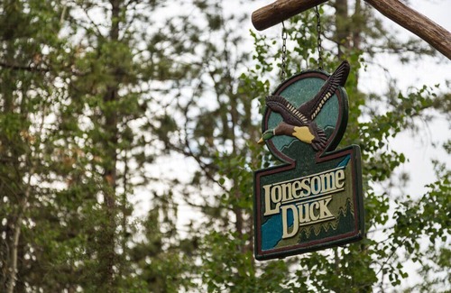 Chiloquin Cottage | Wonderfully Unique Riverfront Cottage very close to Crater Lake National Park