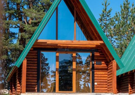 Zabljak Ski Chalet | Wood heaven