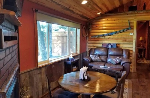 Kalispell House | Woodcrafters Cabin on 2.5 acres
