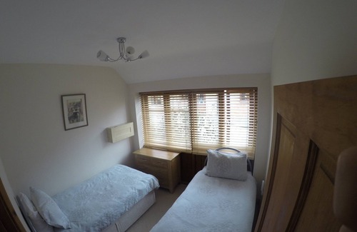 East Drayton Cottage | Woodlands Cottage, ideally located for Lincoln and Newark Showgrounds