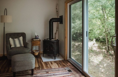 Manistee House | Woods & Water! Lake Michigan house, surrounded by Manistee National Forest!