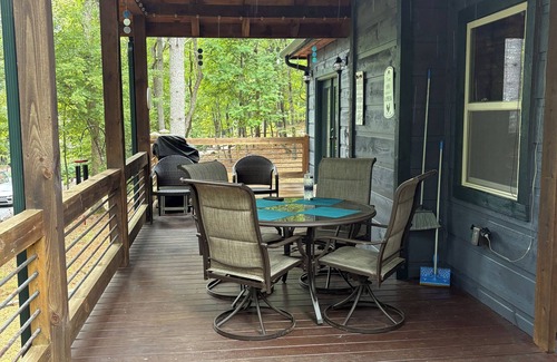 Morganton Cottage | WOODSIDE COTTAGE, a handicapped accessible cottage in Blue Ridge Mtns of N.GA.