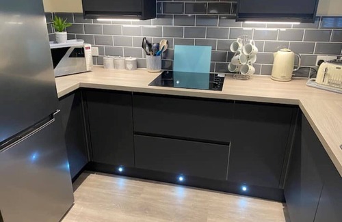 Dumfries Cabin | Woodview lodge with 6 seater private Hottub