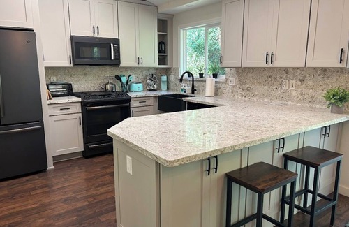 McKinleyville House | Work at home in this remodeled/newly furnished house; fully fenced/private yard