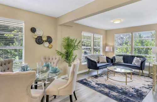 Tarpon River House | Work-friendly, shared hot tub! Near Las Olas Blvd
