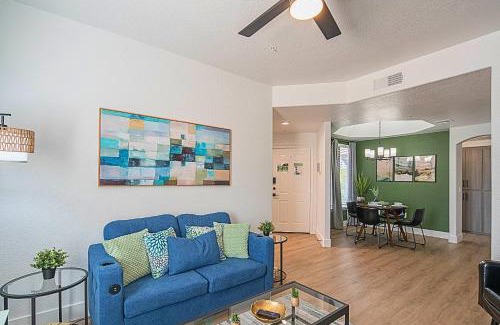 Kierland Apartment | Work Hard, Relax Harder , Pool & Workspace- N248