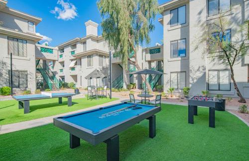 Kierland Apartment | Work Hard, Relax Harder , Pool & Workspace- N248