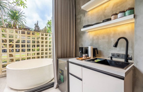 Kedewatan Apartment | Work Stay and Unwind - Jungle Vista Apartments in Ubud by BCG