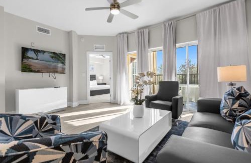 Florida Central Atlantic Coast Apartment | WorldQuest Resort 3BR Suite - Pool, Kitchen, Free Parking, Near Disney