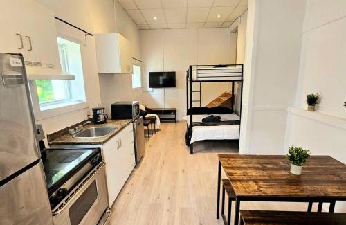 Maizerets Apartment | WOW - Loft Vieux-Limoilou à proximité Vieux-QC!