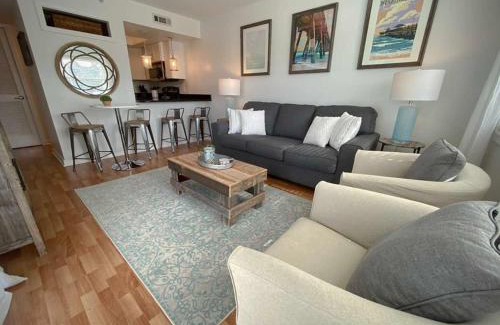 Wrightsville Beach Apartment | Wright By The Pier by Sea Scape Properties