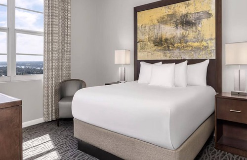 Daytona Beach Resort | Wyndham Ocean Walk: Oceanfront Fun, Pools, & Spacious Family Stay-1 Bd Dlx