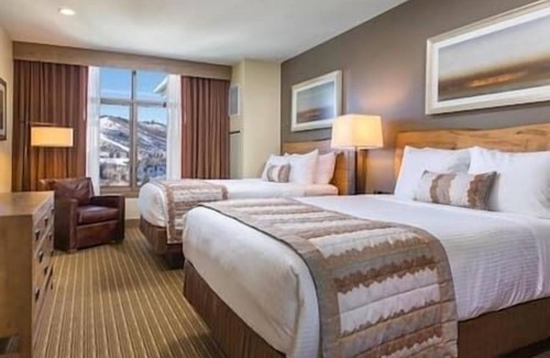 Avon Resort | Wyndham Resort & Spa, Hot Tub, Heated Pool, Sauna