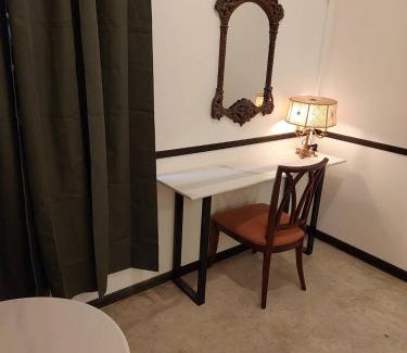 Samphanthawong Apartment | X The Character Yaowarat เดอะคาแลตเตอร์ เยาวราช
