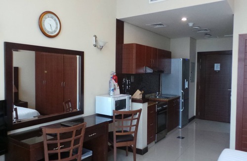 Al Mankhool Apartment | Xclusive Maples Hotel Apartment